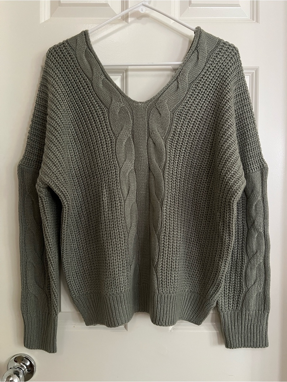 Relaxed V-Neck Cable Sweater in Sage Green